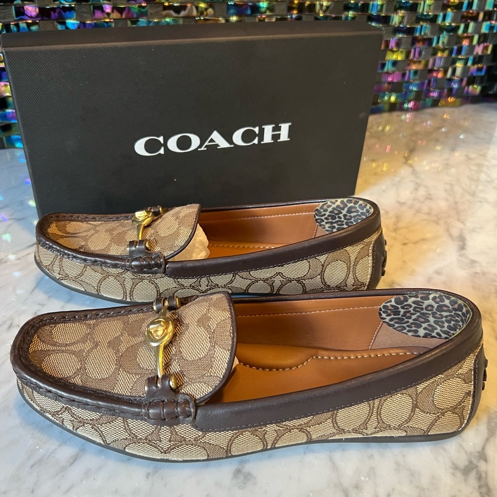 Coach size 8 Driver Shoe